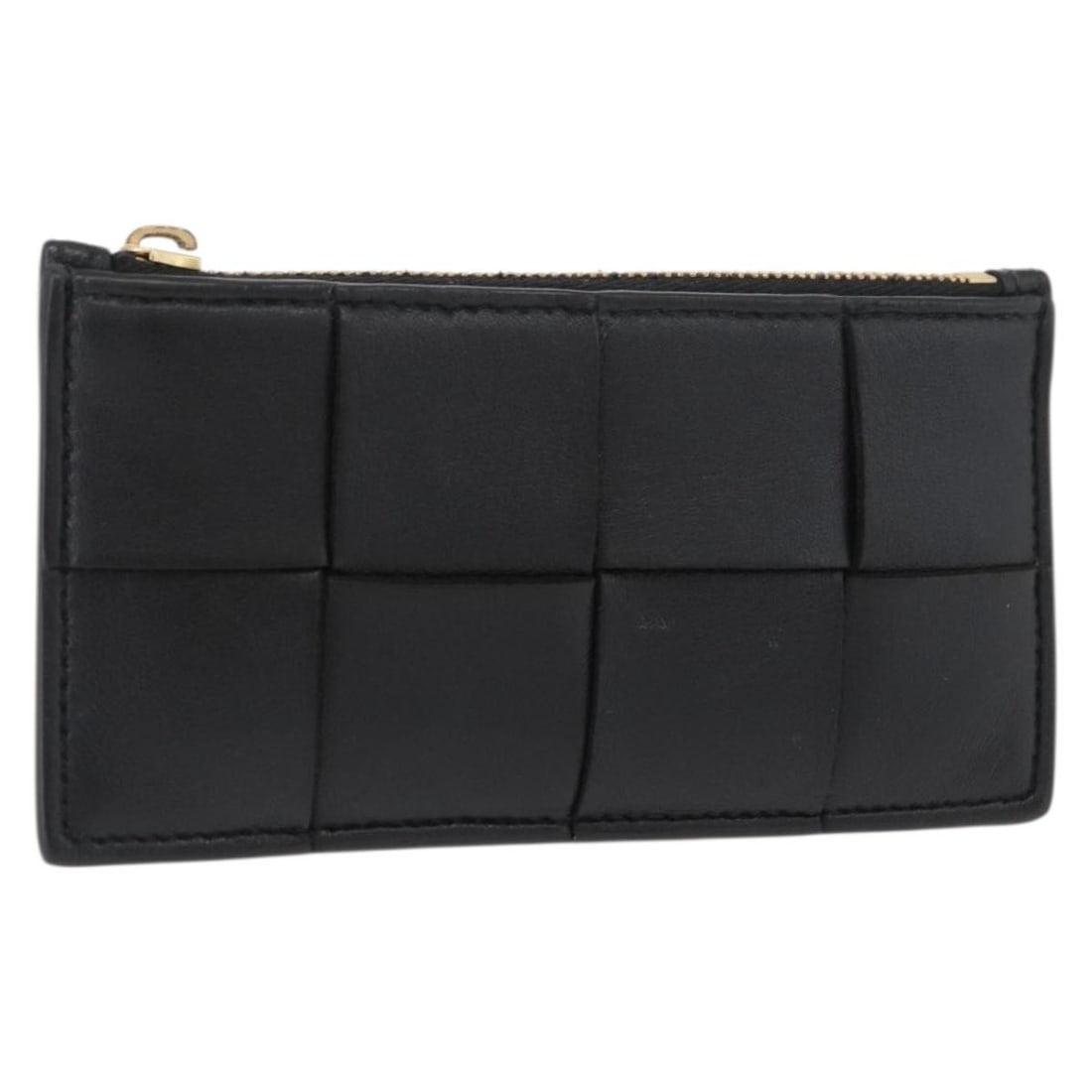 Bottega Veneta black leather coin pouch Italy: Bottega Veneta black leather coin pouch Italy This Bottega Veneta coin purse is crafted from black leather and made in Italy. The purse features a compact design, measuring approximately 13 cm in widt