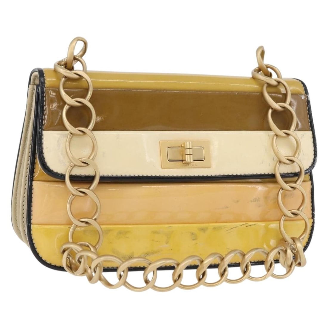 CHANEL CC Patent Leather Shoulder Bag Yellow Gold Chain Strap: CHANEL CC Patent Leather Shoulder Bag Yellow Gold Chain Strap A CHANEL shoulder bag in yellow/gold patent leather, made in Italy. It is a heavily used piece with visible rubbing, sun burn, discolorati