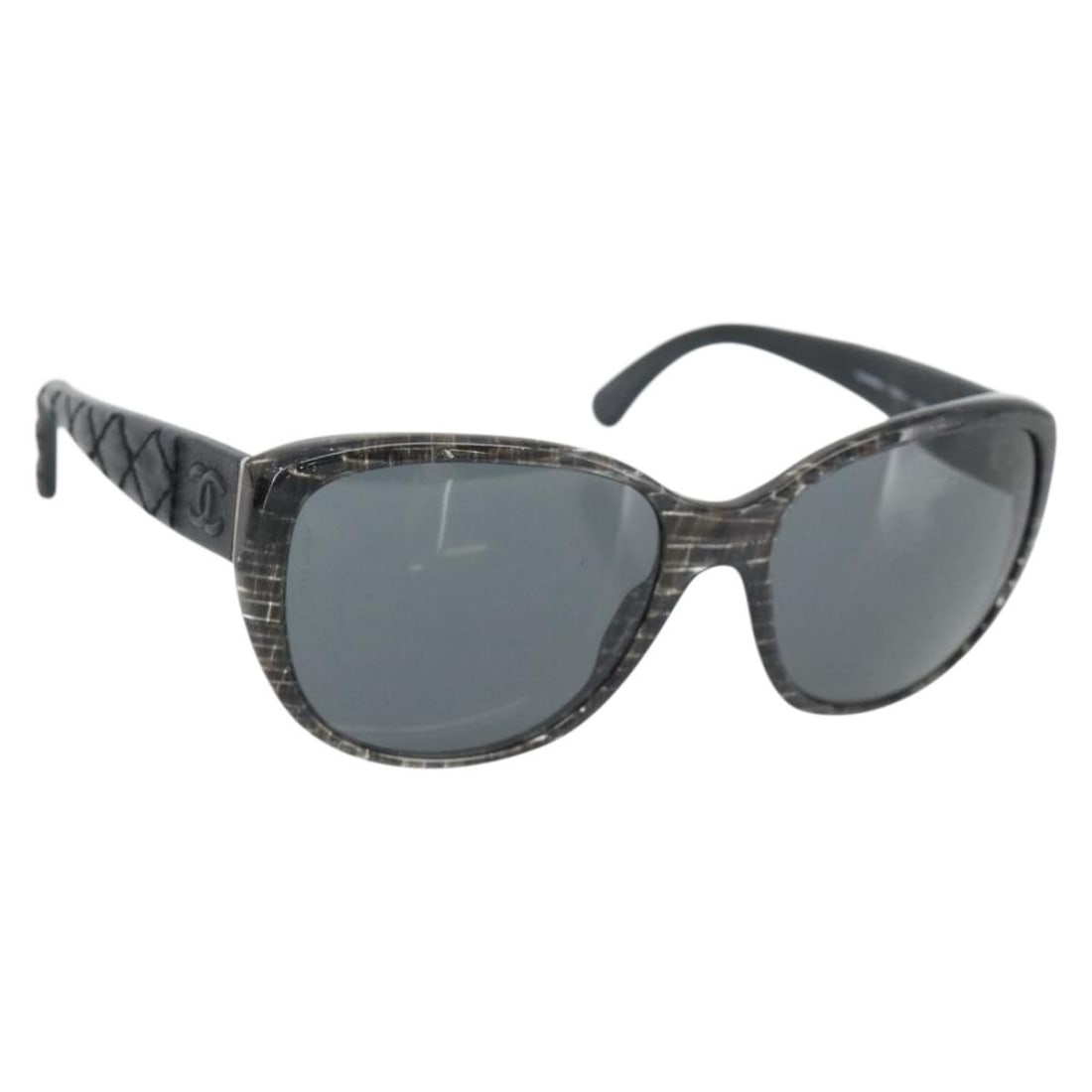 CHANEL Matelasse Black Plastic Lamb Skin Sunglasses with Case Box (1 of 14)