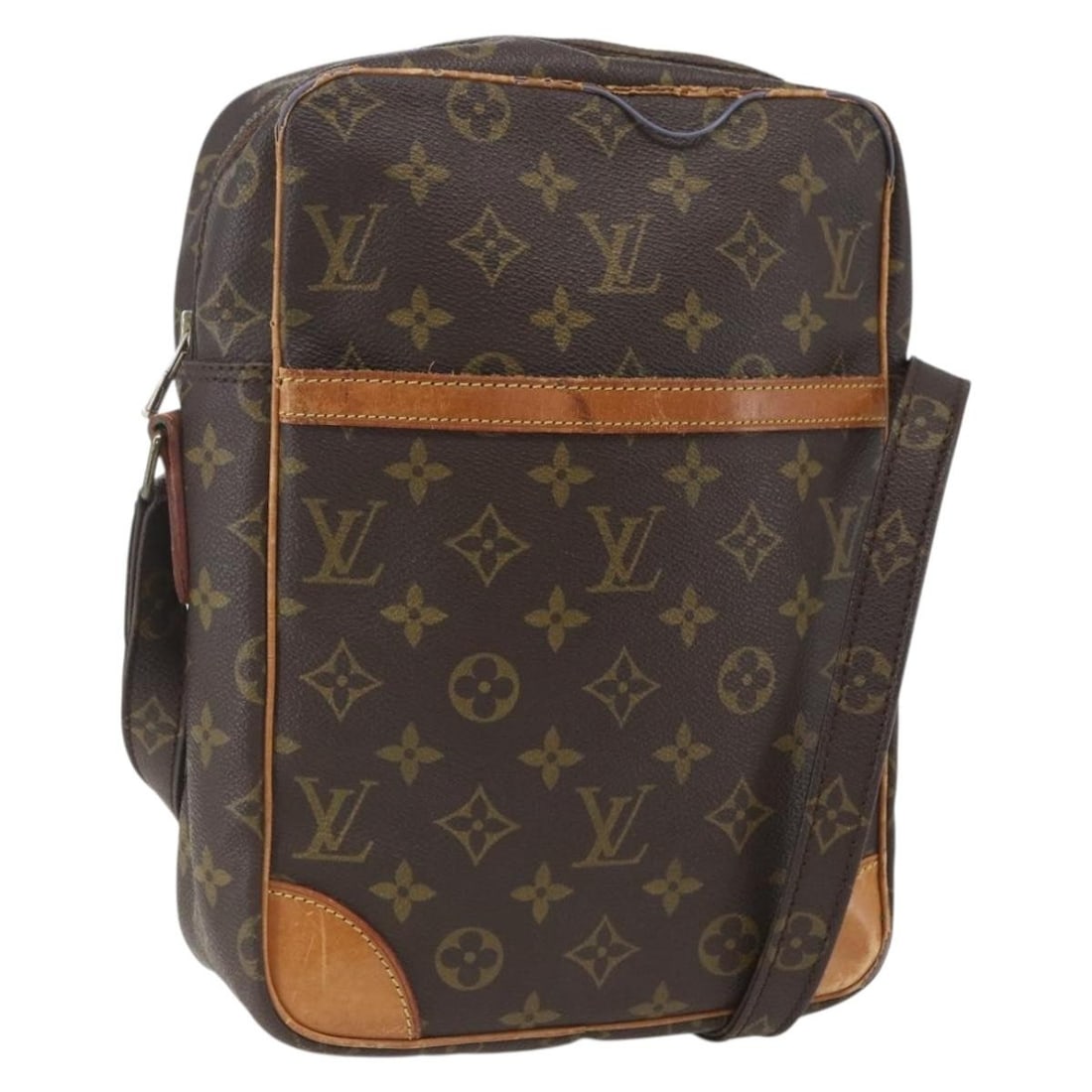 Louis Vuitton Monogram Canvas Danube MM Shoulder Bag M45264 France: Louis Vuitton Monogram Canvas Danube MM Shoulder Bag M45264 France This Louis Vuitton Monogram Danube MM shoulder bag is crafted from monogram canvas and designed for women. The bag features a classic