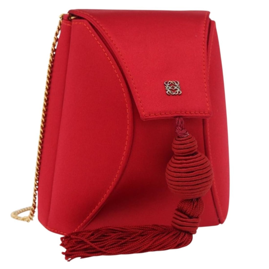 LOEWE Red Gold Satin Shoulder Bag for Women: LOEWE Red Gold Satin Shoulder Bag for Women Authentic LOEWE shoulder bag in red and gold satin. This women's bag is made in Spain and features a compact silhouette with a shoulder strap. Condition is 