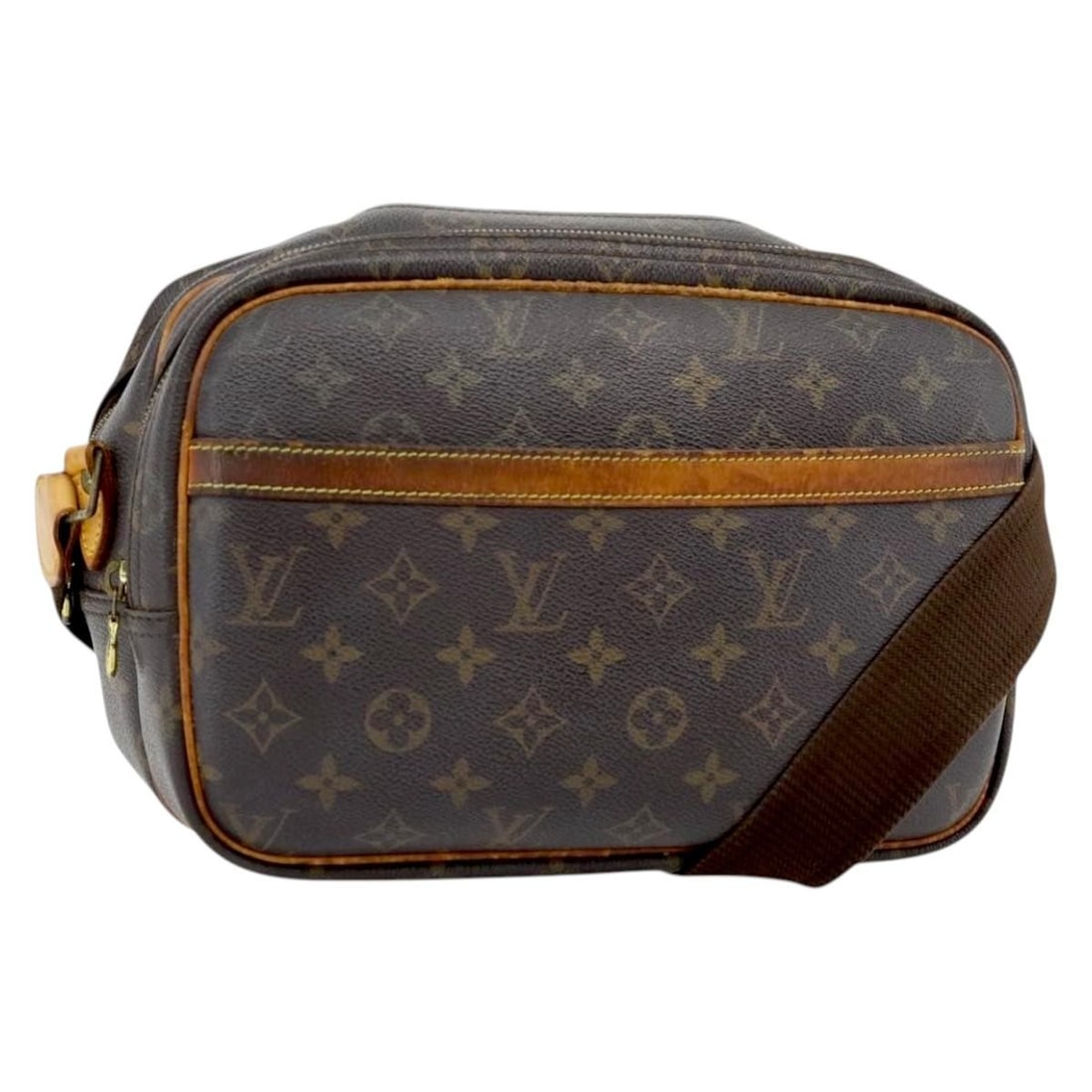Louis Vuitton M45254 Reporter PM Monogram Canvas Shoulder Bag: Louis Vuitton M45254 Reporter PM Monogram Canvas Shoulder Bag Louis Vuitton Monogram Reporter PM shoulder bag in Monogram Canvas, made in France. This women's bag features the classic Monogram colorwa