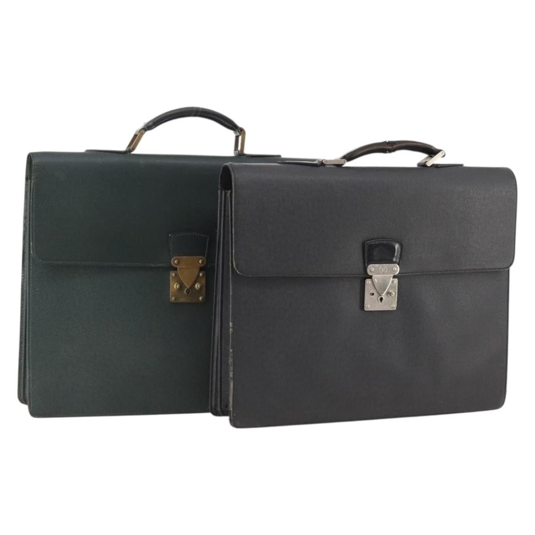 Louis Vuitton Taiga leather business bag set of 2 Acajou Epicea: Louis Vuitton Taiga leather business bag set of 2 Acajou Epicea Louis Vuitton Taiga Serviette Kourad business bag set in Acajou/Epicea, made in France from leather/Taiga leather. The item is offered a