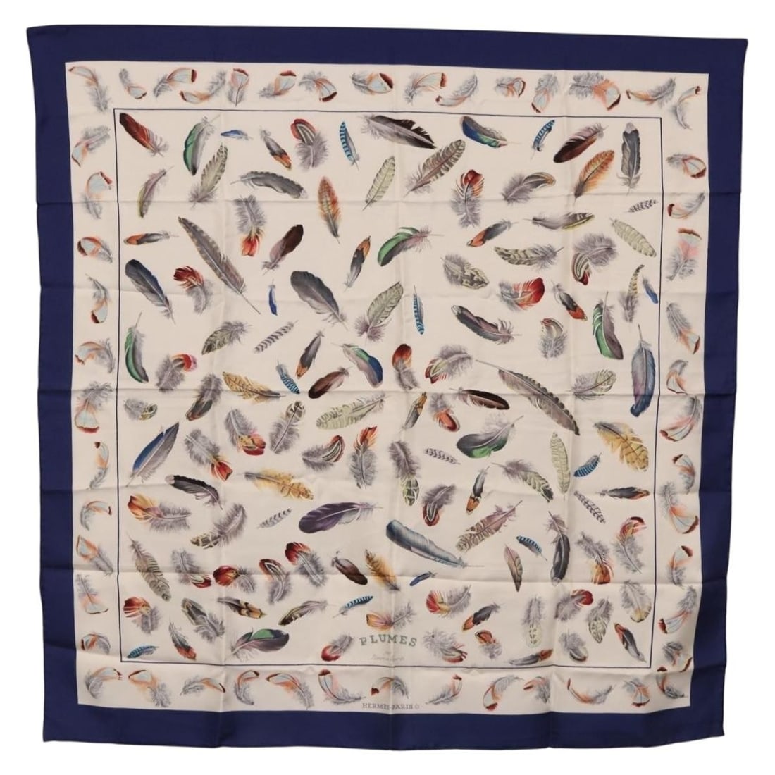 Hermes Plumes Carre 90 Silk Scarf Blue France: Hermes Plumes Carre 90 Silk Scarf Blue France Hermes Carre 90 scarf in the "PLUMES" design, made of silk in blue. It measures approximately 90 cm x 90 cm (35.4 x 35.4 inches) and was made in France. C
