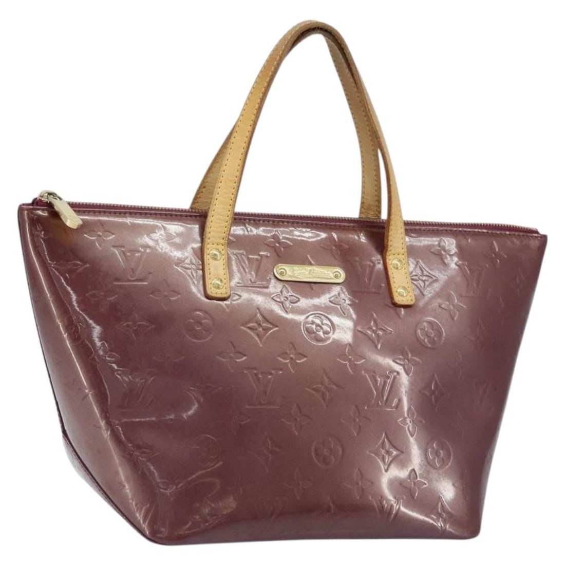 Louis Vuitton Bellevue PM Violet Monogram Vernis Patent Leather Handbag: Louis Vuitton Bellevue PM Violet Monogram Vernis Patent Leather Handbag Louis Vuitton Monogram Vernis Bellevue PM hand bag in violet patent leather, made in France. This women's bag measures approxima