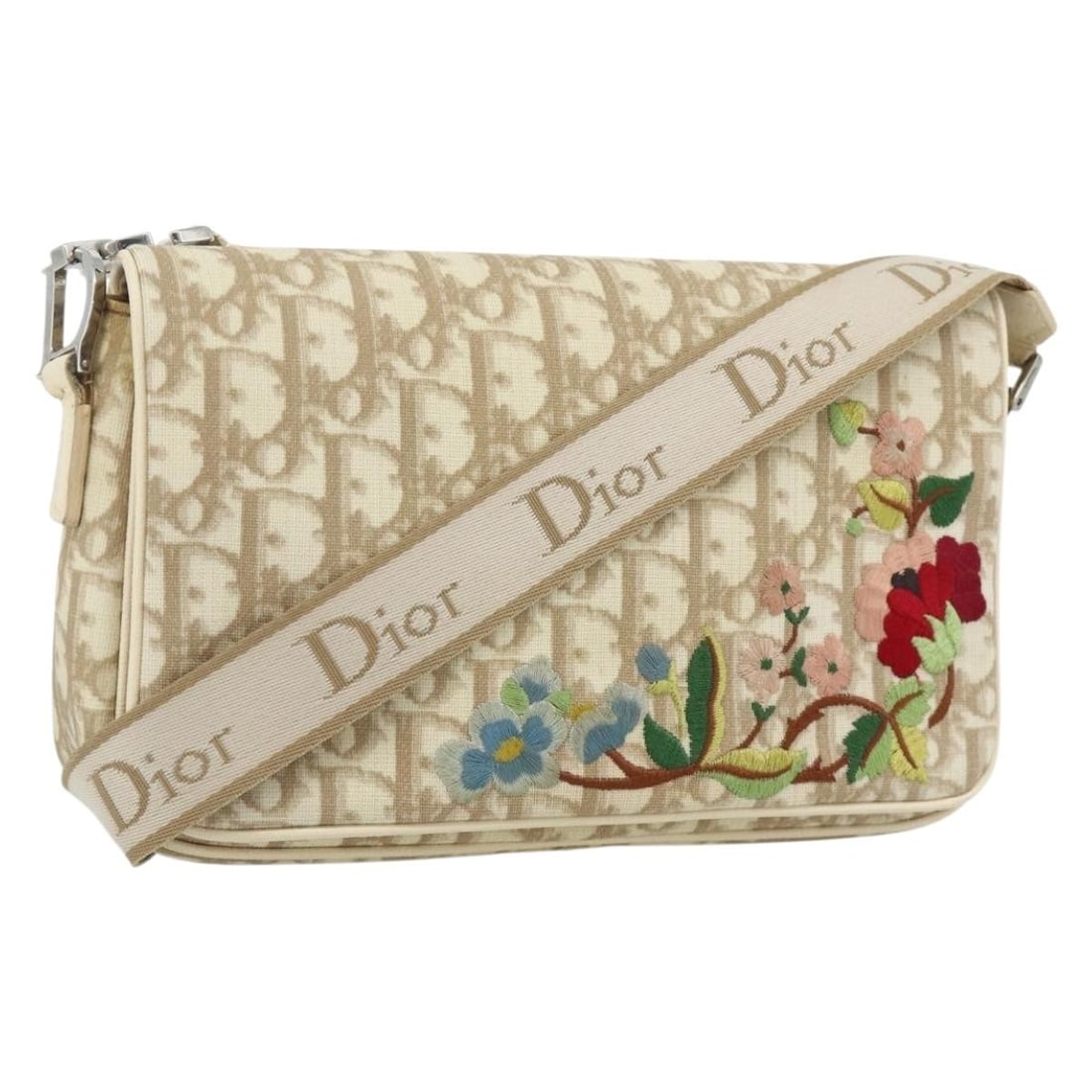 Christian Dior Trotter Canvas Beige Silver Shoulder Bag PVC Leather: Christian Dior Trotter Canvas Beige Silver Shoulder Bag PVC Leather This Christian Dior Trotter Canvas shoulder bag features a beige and silver color combination with PVC leather accents. Designed for