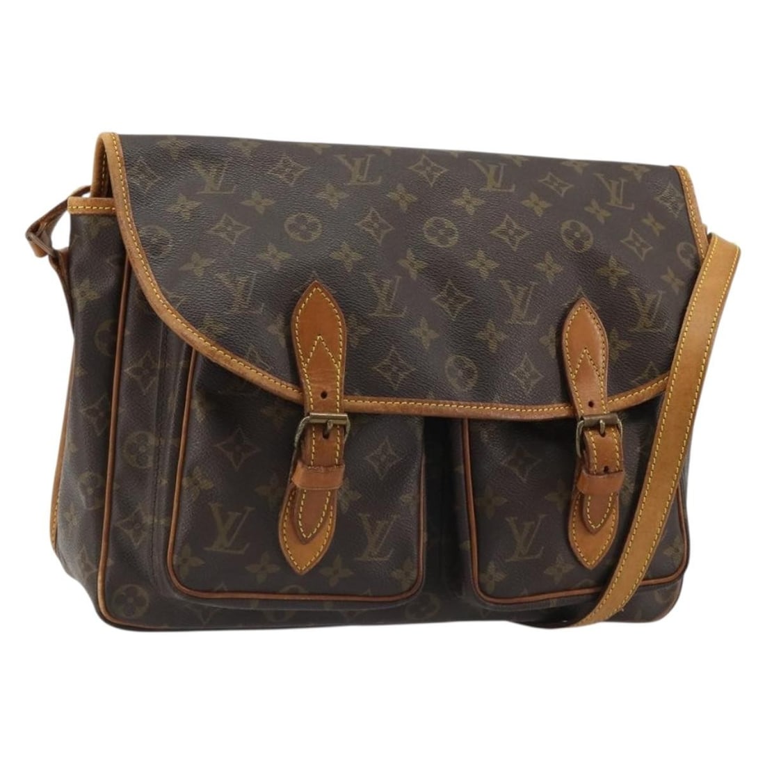 Louis Vuitton Gibeciere MM Monogram Canvas Shoulder Bag M42247: Louis Vuitton Gibeciere MM Monogram Canvas Shoulder Bag M42247 Louis Vuitton Monogram Gibeciere MM shoulder bag in Monogram Canvas. The bag is identified by product no. M42247 and serial no. FH0940. I