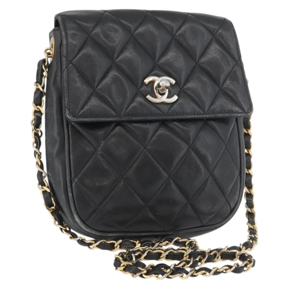 Black Lambskin Shoulder Bag with CC Chain CHANEL Matelasse: Black Lambskin Shoulder Bag with CC Chain CHANEL Matelasse CHANEL Matelasse chain shoulder bag in black lamb skin with gold-tone details. Made in Italy, this shoulder bag measures approximately W16 x 