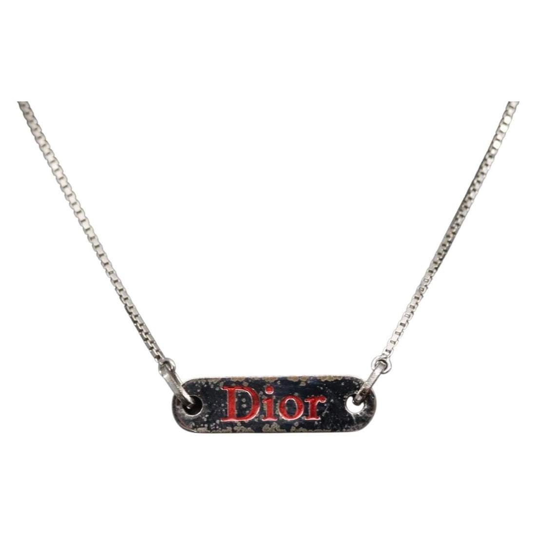 Silver Metal Christian Dior Choker Necklace 17.7 Inch: Silver Metal Christian Dior Choker Necklace 17.7 Inch This Christian Dior choker necklace features a silver-tone metal construction and measures approximately 45 cm (17.7 inches) in total length. The 