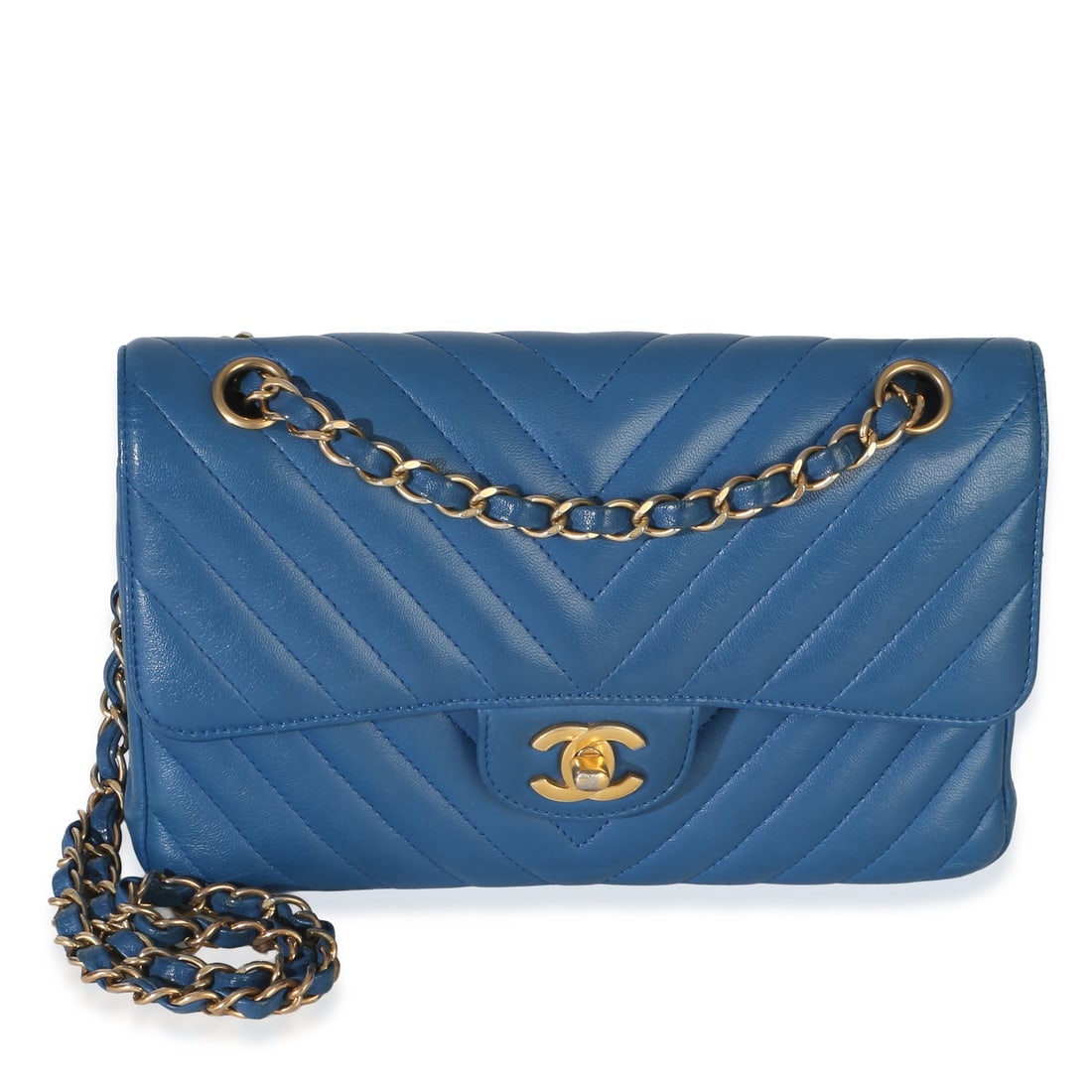 Chanel Small Flap Shoulder Bag Blue Leather Turnlock: Chanel Small Flap Shoulder Bag Blue Leather Turnlock Pre-owned Chanel Small Classic Double Flap shoulder bag in blue chevron lambskin with a turnlock closure and gold-tone hardware. This unisex flap b