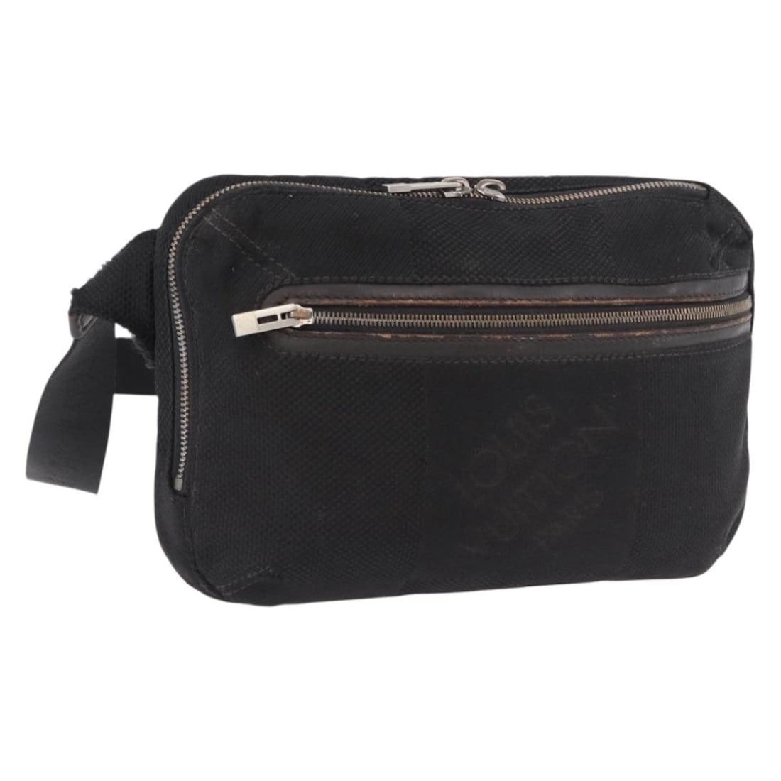 Louis Vuitton M93021 Arche Body Bag Damier Geant Noir: Louis Vuitton M93021 Arche Body Bag Damier Geant Noir Louis Vuitton Damier Geant Arche body bag in Noir, crafted in Damier Geant canvas and made in France. This women's bag is a heavily used piece wit
