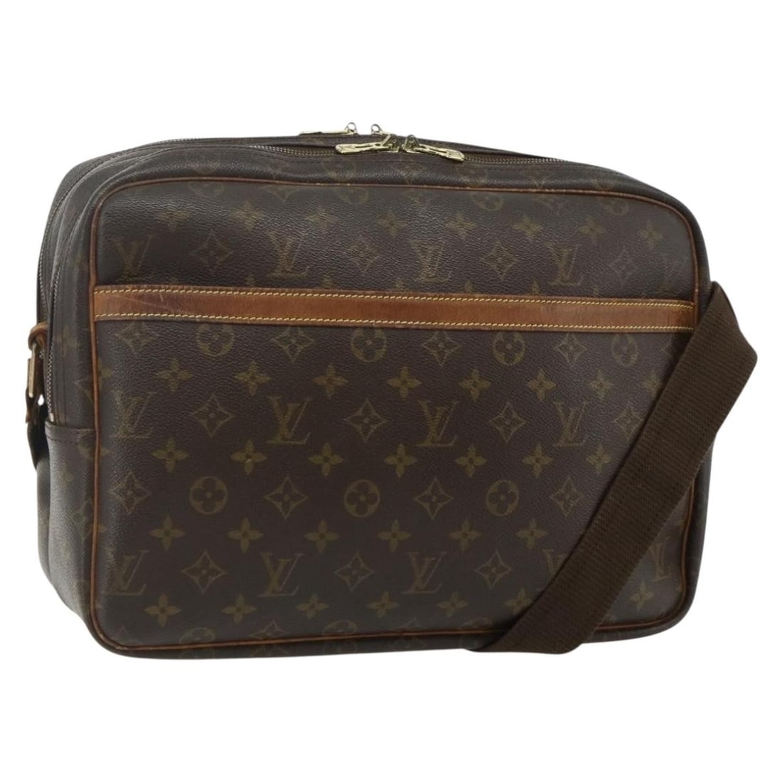 Louis Vuitton Monogram Canvas Reporter GM M45252 Shoulder Bag: Louis Vuitton Monogram Canvas Reporter GM M45252 Shoulder Bag This LOUIS VUITTON Monogram Reporter GM is a women's shoulder bag crafted from signature monogram canvas. The bag features an adjustable s