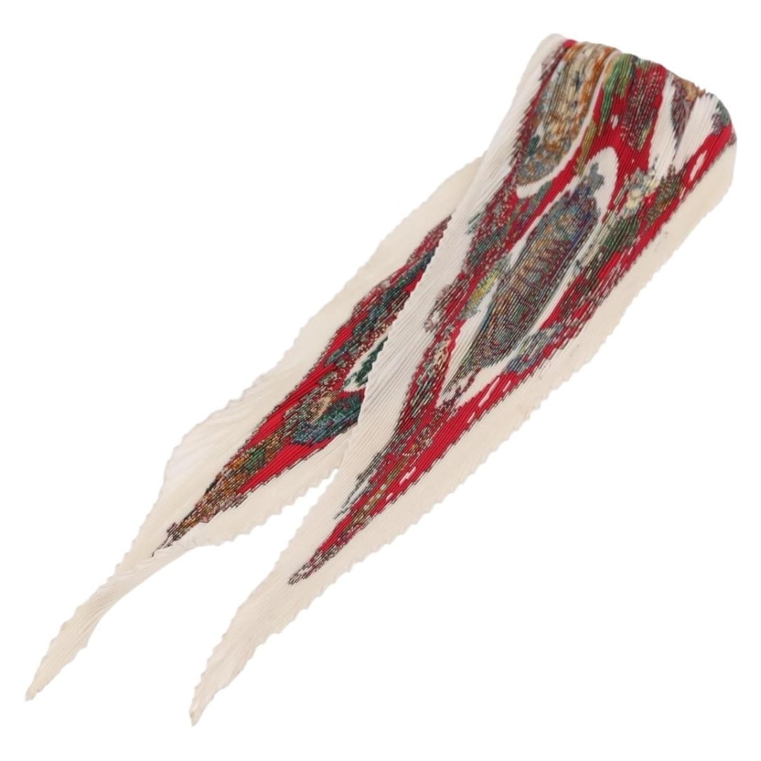 Hermes White Silk Pleated Carre Scarf With Box: Hermes White Silk Pleated Carre Scarf With Box This Hermes Pleated Carre scarf is crafted from luxurious white silk and features a pleated design. Measuring approximately 90 cm by 90 cm (35.4 inches b