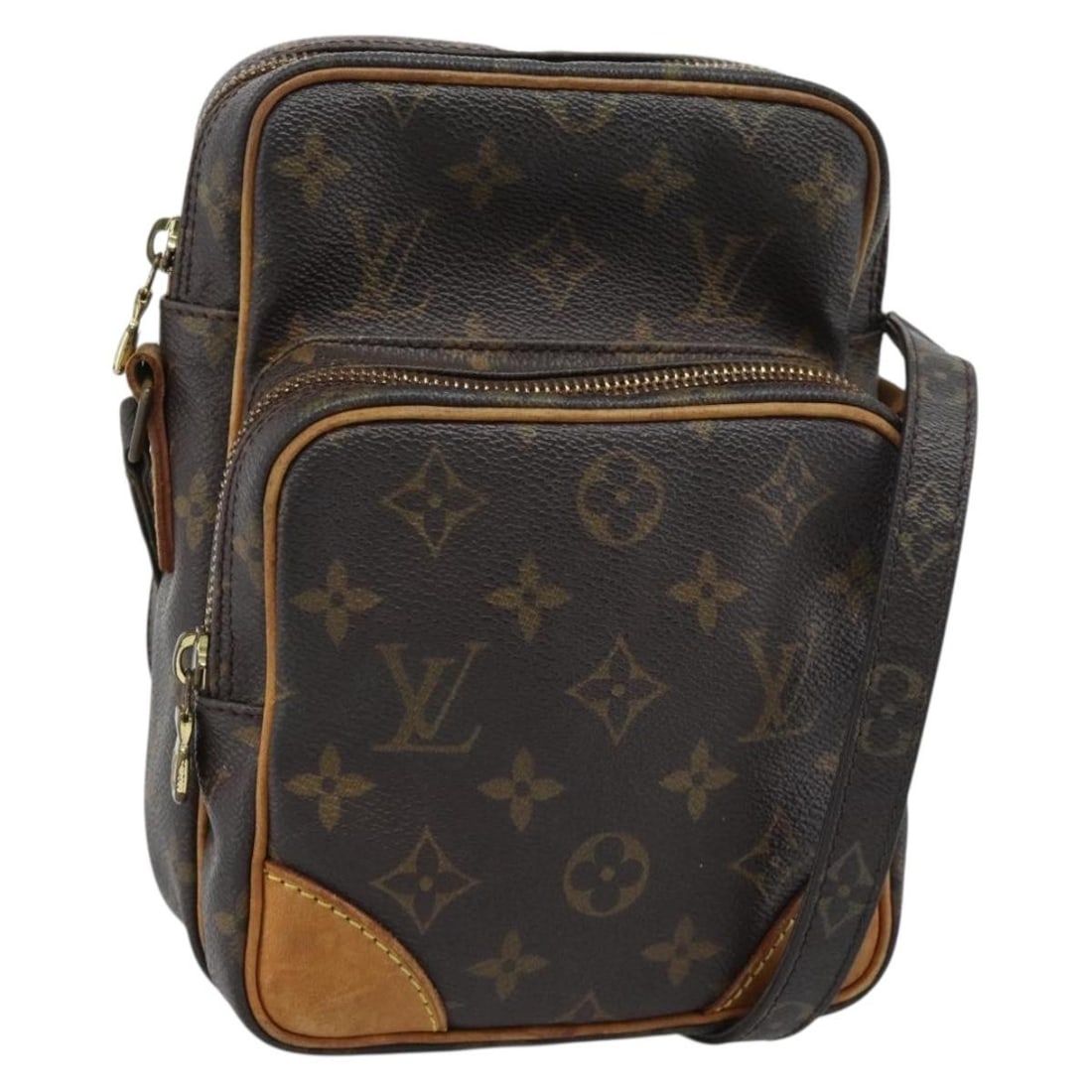 Louis Vuitton M45236 Amazon Monogram Canvas Shoulder Bag: Louis Vuitton M45236 Amazon Monogram Canvas Shoulder Bag Louis Vuitton Monogram Amazon Shoulder Bag, model M45236, made in France. It is crafted in Monogram Canvas with a Monogram color/pattern and fe