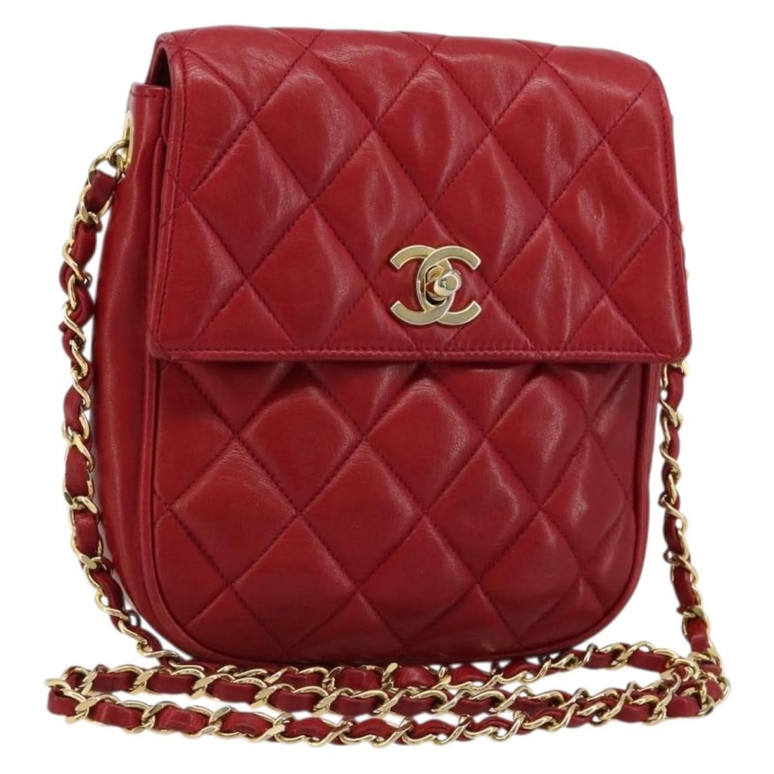 CHANEL CC Matelasse Lamb Skin Shoulder Bag Red Gold: CHANEL CC Matelasse Lamb Skin Shoulder Bag Red Gold A CHANEL Matelasse chain shoulder bag in red lamb skin with gold-tone CC details. It comes with a name tag and was made in Italy. The bag is heavily