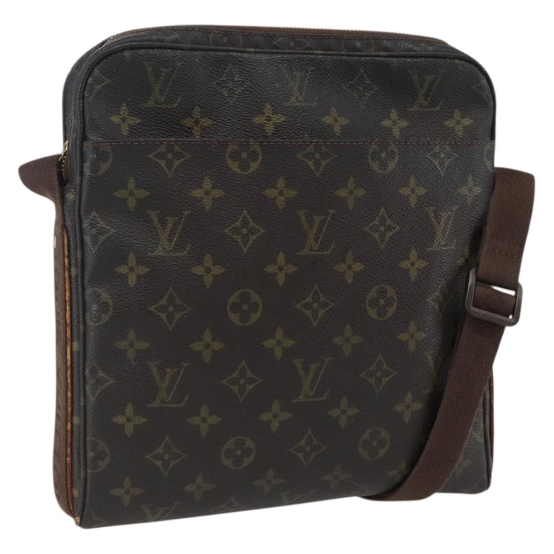 Monogram Canvas Louis Vuitton Trotteur Bobour Shoulder Bag M97037: Monogram Canvas Louis Vuitton Trotteur Bobour Shoulder Bag M97037 This Louis Vuitton Monogram Trotteur Bobour Shoulder Bag features a monogram canvas exterior crafted in France. The bag measures appro