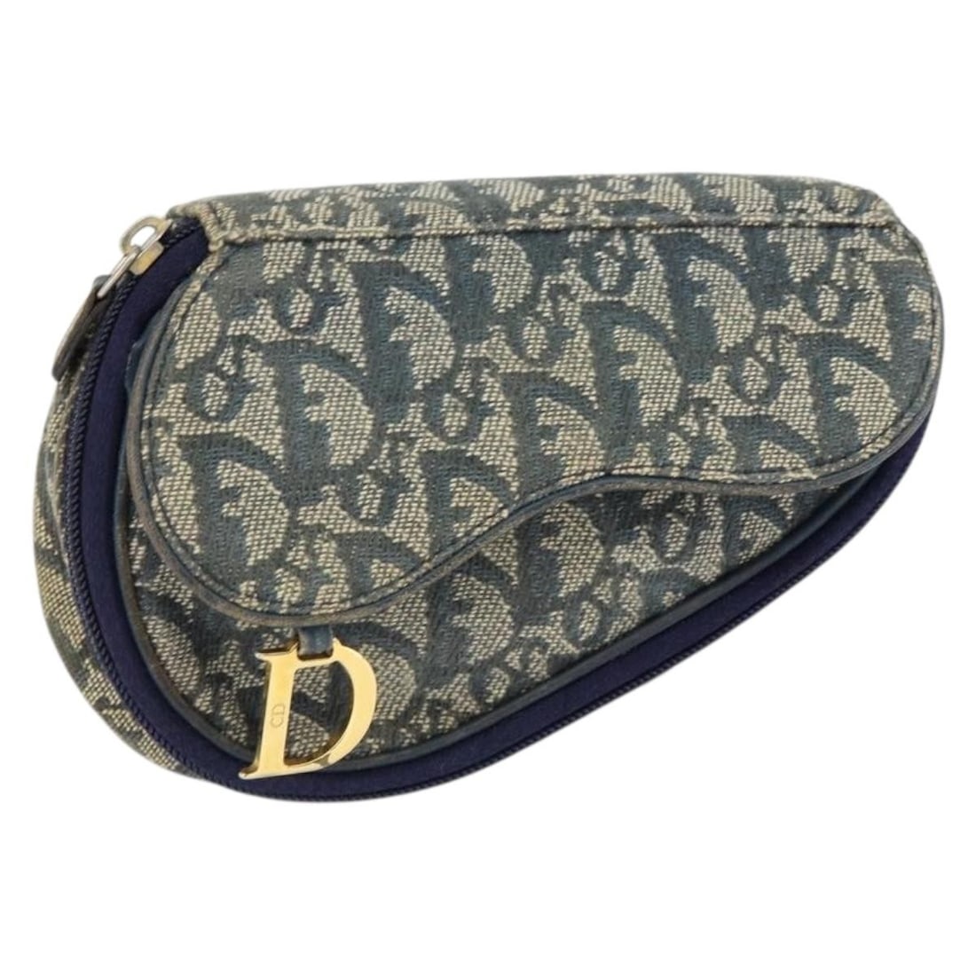 Christian Dior Navy Gold Trotter Canvas Saddle Pouch Auth 149216: Christian Dior Navy Gold Trotter Canvas Saddle Pouch Auth 149216 This Christian Dior Trotter Canvas Saddle Pouch features a stylish navy and gold color scheme, crafted from durable Trotter canvas. Its