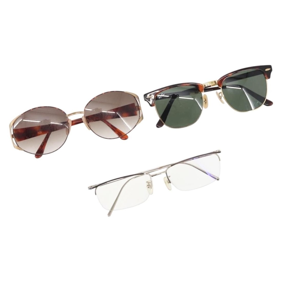 Ray-Ban Brown Plastic Sunglasses Set of 3 Authentic: Ray-Ban Brown Plastic Sunglasses Set of 3 Authentic Experience style and sophistication with this set of Ray-Ban sunglasses. Crafted from durable plastic, these sunglasses feature a chic brown color t