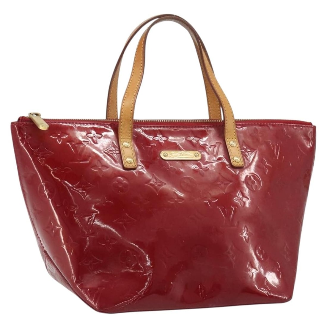 Louis Vuitton Bellevue PM Monogram Vernis patent leather handbag M93583: Louis Vuitton Bellevue PM Monogram Vernis patent leather handbag M93583 A Louis Vuitton Bellevue PM handbag in Monogram Vernis patent leather, presented in Pomme D'amour. This hand bag was made in Fra