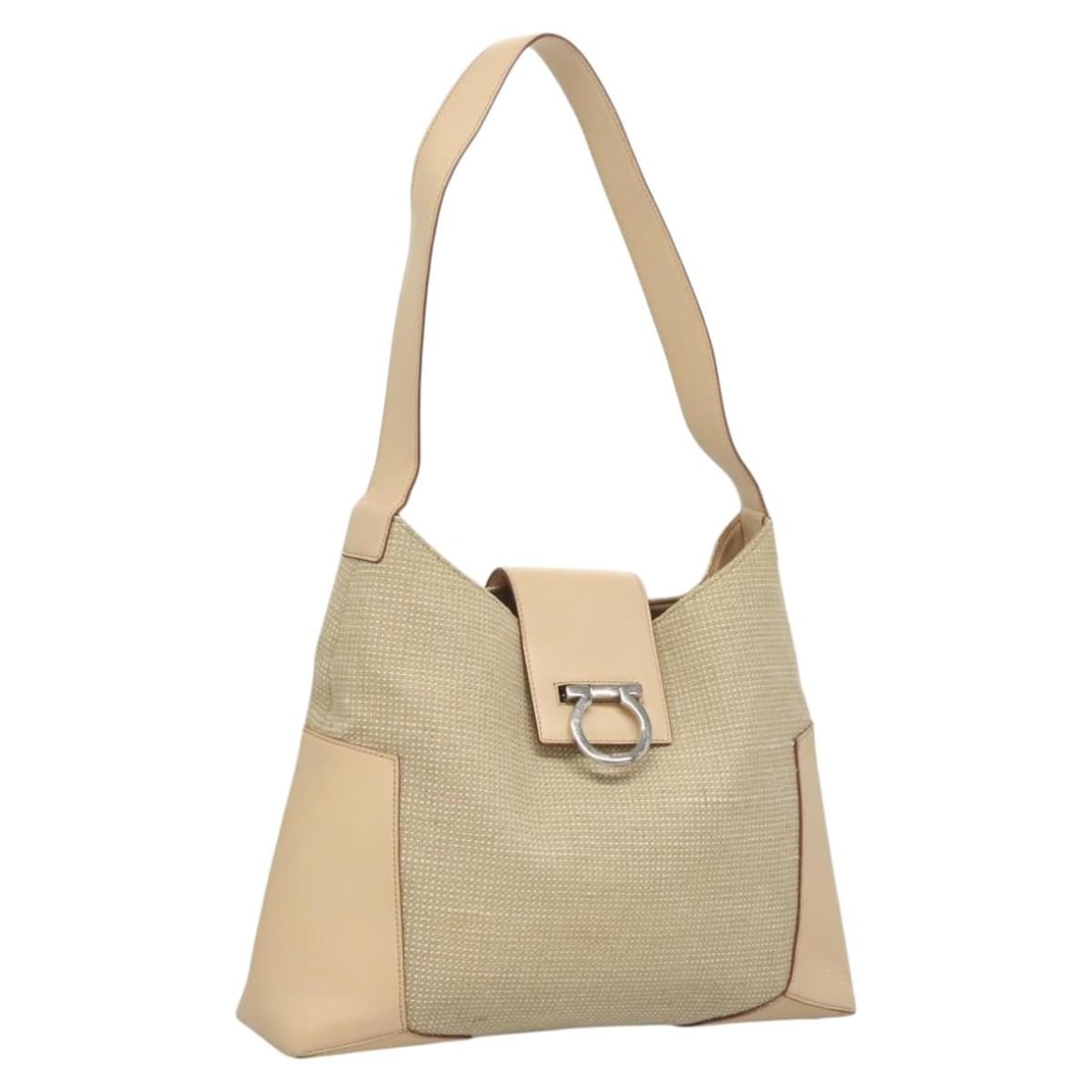 Beige Leather Shoulder Bag Salvatore Ferragamo Gancini Italy: Beige Leather Shoulder Bag Salvatore Ferragamo Gancini Italy Salvatore Ferragamo Gancini shoulder bag in beige leather, made in Italy. This women's shoulder bag measures approximately 11.8 x 8.3 x 2.8