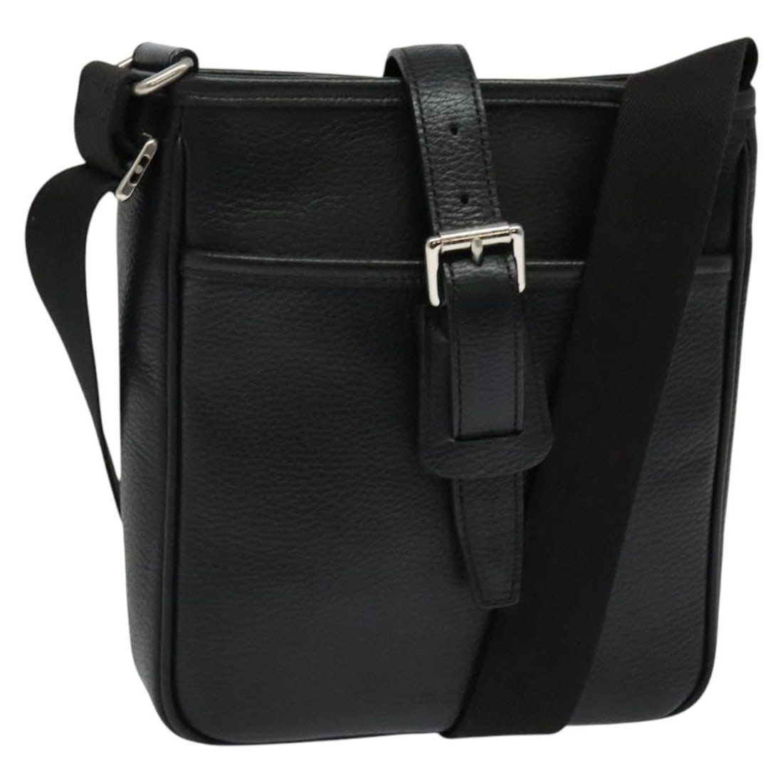Burberry Black Leather Shoulder Bag with Silver Tone Hardware: Burberry Black Leather Shoulder Bag with Silver Tone Hardware Burberry shoulder bag in leather with a black and silver color scheme. The bag measures approximately 21 cm W x 24 cm H x 7 cm D, with a s