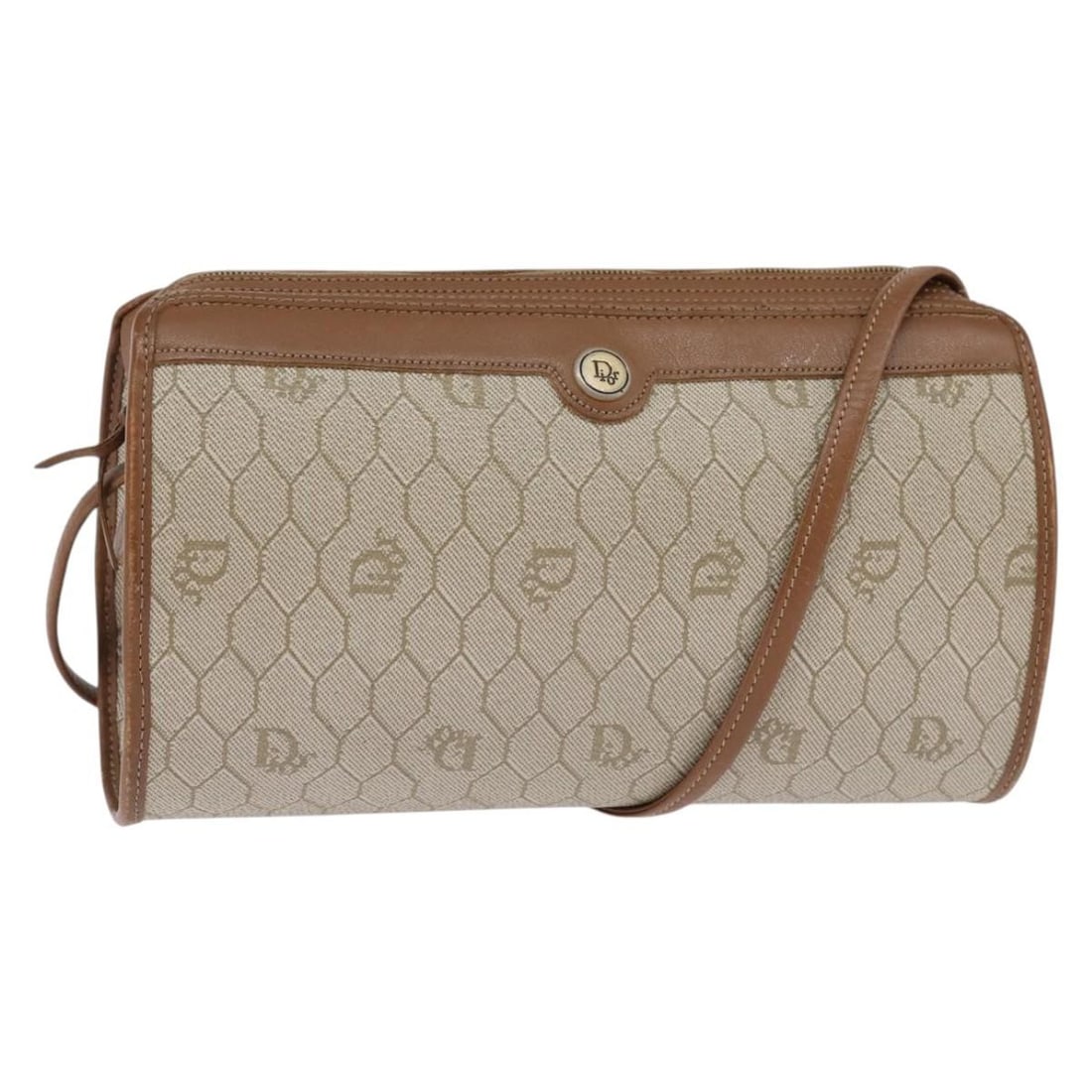 Christian Dior Beige Gold PVC Honeycomb Canvas Shoulder Bag Auth BA5627: Christian Dior Beige Gold PVC Honeycomb Canvas Shoulder Bag Auth BA5627 This Christian Dior Honeycomb Canvas Shoulder Bag showcases a stylish blend of beige and gold tones, crafted from durable PVC le