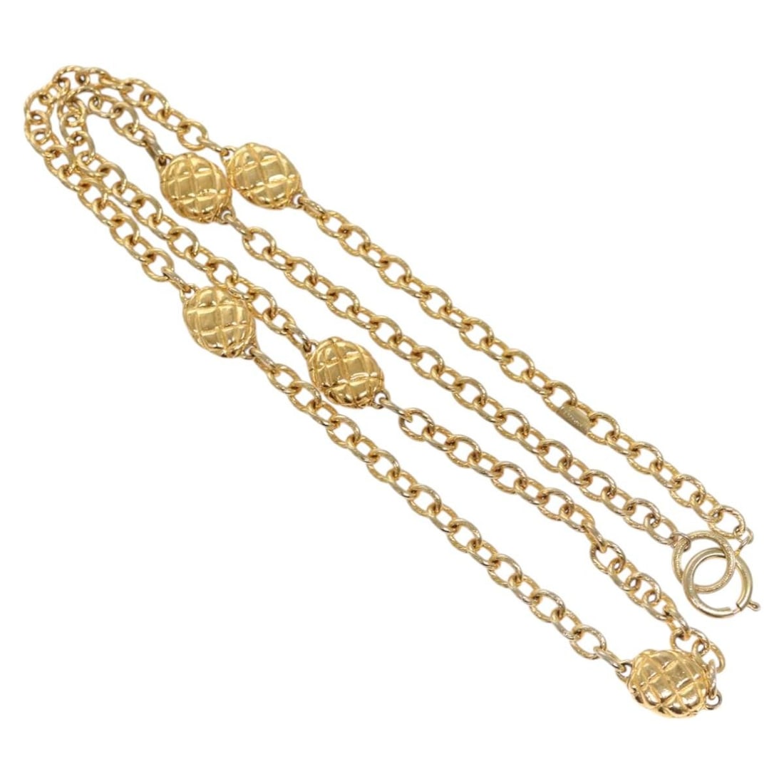 CHANEL CC Gold Metal Chain Belt with Box France: CHANEL CC Gold Metal Chain Belt with Box France Gold-tone metal chain belt in a CHANEL style, made in France and accompanied by an item box. The belt measures approximately 95 cm (37.4 inches) in tota