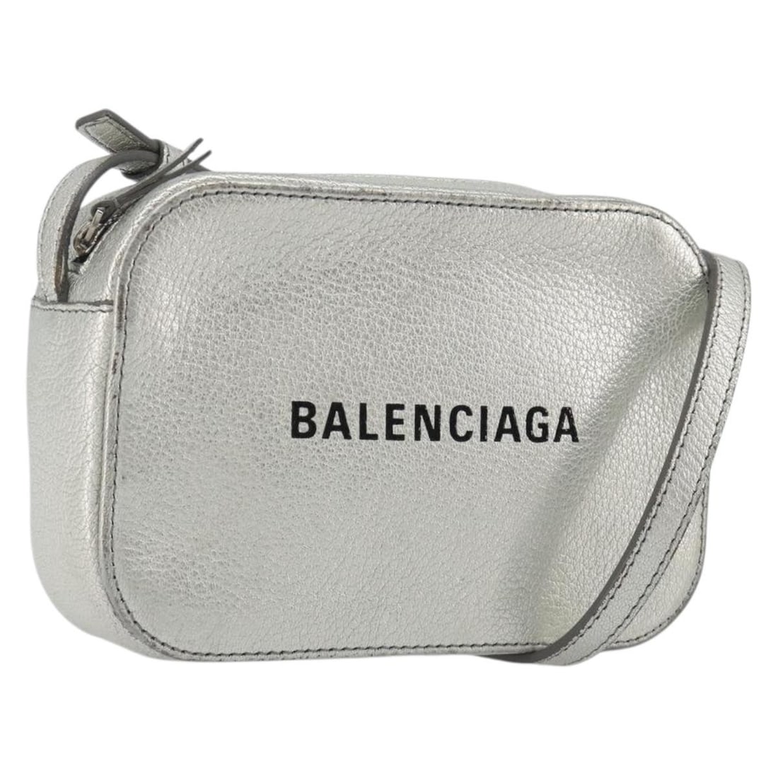 BALENCIAGA 552372 Leather Shoulder Bag in Silver: BALENCIAGA 552372 Leather Shoulder Bag in Silver Balenciaga Everyday shoulder bag in silver leather, made in Italy. This women's shoulder bag features a compact silhouette and a shoulder strap with an