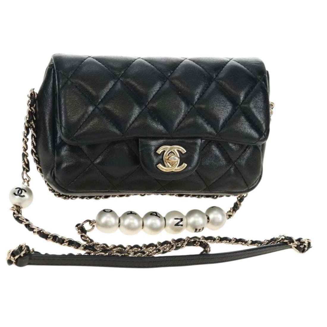 Chanel CC Pearl Chain Matelasse Lambskin Shoulder Bag Black Gold: Chanel CC Pearl Chain Matelasse Lambskin Shoulder Bag Black Gold Chanel Matelasse pearl chain shoulder bag in black and gold lamb skin. This shoulder bag comes with the item box and was made in Italy.