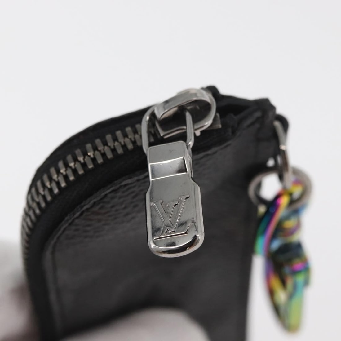 Louis Vuitton MP1856 Monogram Eclipse Canvas Key Holder - 9