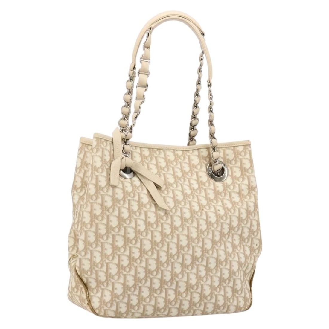 Christian Dior Trotter Shoulder Bag Pink Silver PVC Leather: Christian Dior Trotter Shoulder Bag Pink Silver PVC Leather Christian Dior Trotter Canvas Chain Romantic Bag in pink and silver, made in Italy. This women's shoulder bag is crafted from PVC leather an
