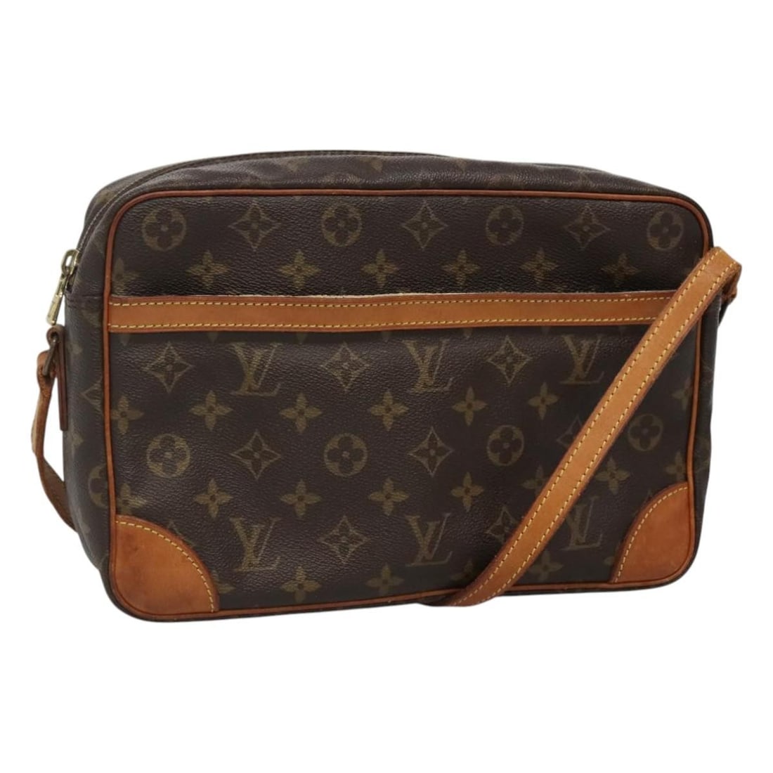 Louis Vuitton M51272 Trocadero 30 Monogram Canvas Shoulder Bag: Louis Vuitton M51272 Trocadero 30 Monogram Canvas Shoulder Bag Louis Vuitton Trocadero 30 shoulder bag in Monogram canvas. Made in France, this women's bag features an adjustable shoulder strap and a 