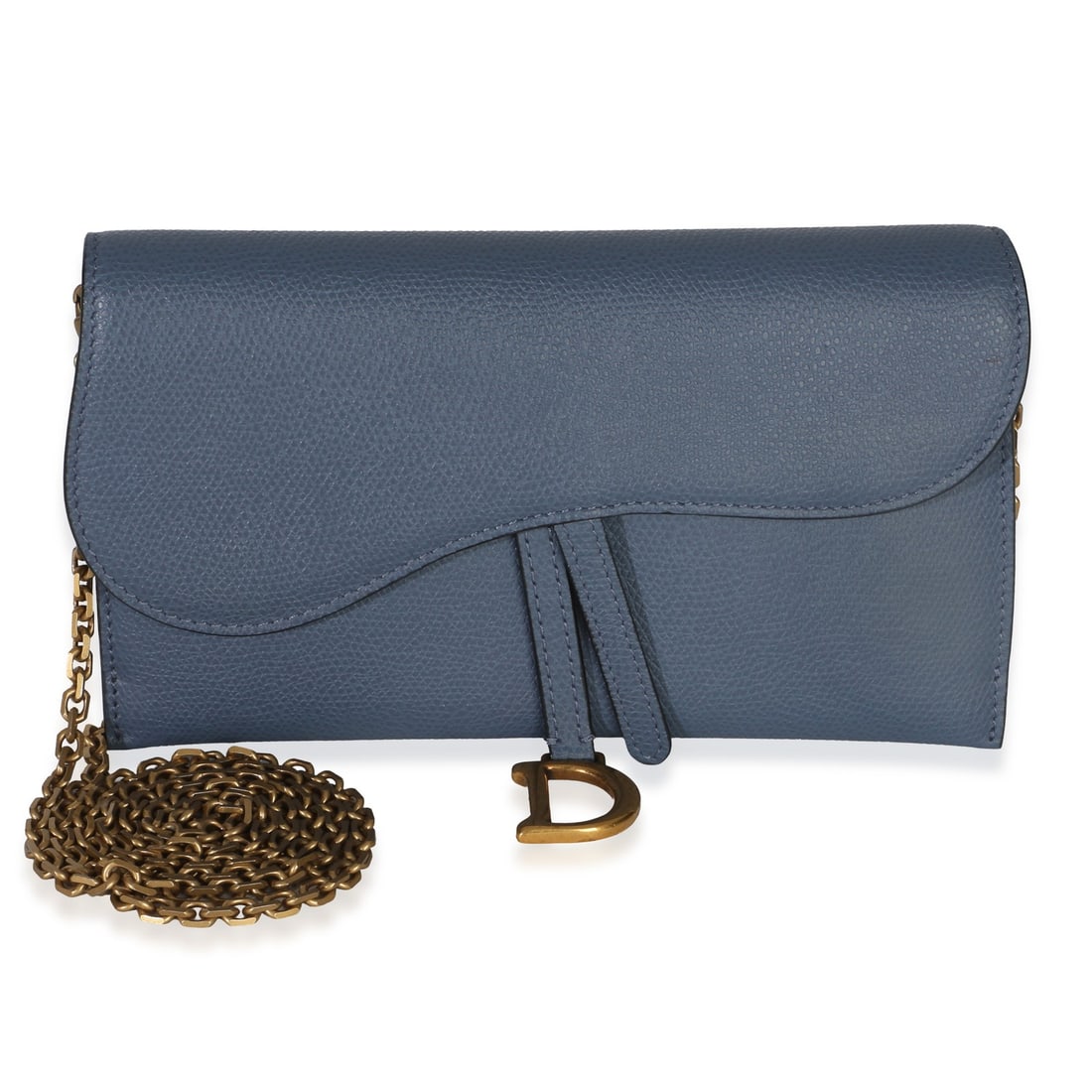 Christian Dior Blue Saddle Pouch Chain Leather Crossbody: Christian Dior Blue Saddle Pouch Chain Leather Crossbody This Christian Dior small Saddle pouch is crafted from blue grained calfskin leather and features a gold-tone chain strap with a 22.5-inch drop