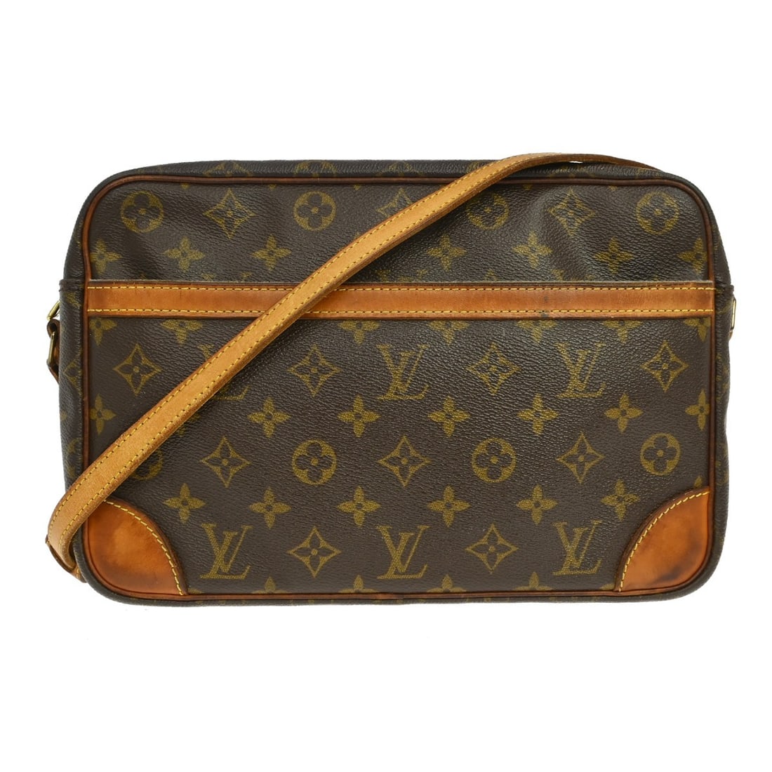 Vintage Louis Vuitton Trocadero 30 Monogram Crossbody Bag M51272: Vintage Louis Vuitton Trocadero 30 Monogram Crossbody Bag M51272 Vintage Louis Vuitton Trocadero 30 crossbody shoulder bag in brown Monogram canvas with leather strap and trim. This women's bag featur
