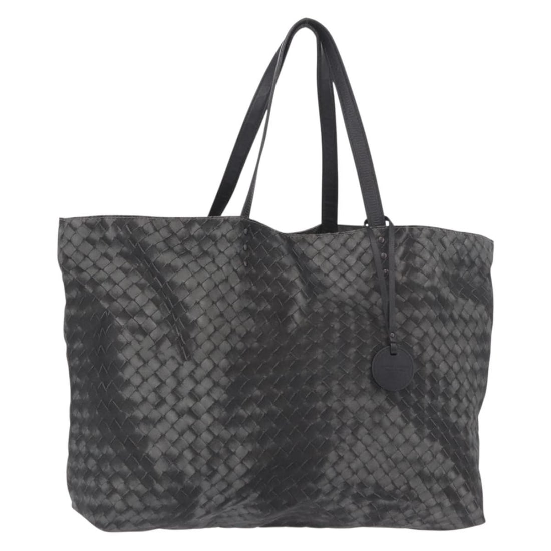 Bottega Veneta Green Nylon Tote Bag Italy Serial 190990A: Bottega Veneta Green Nylon Tote Bag Italy Serial 190990A Green nylon tote bag made in Italy. The bag measures approximately W34 x H27 x D10 cm, with a handle drop of approximately 17 cm. It is offered