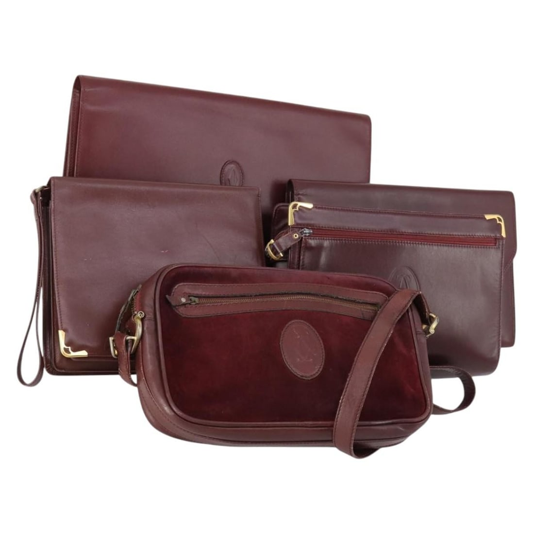 CARTIER Must Line Bordeaux Gold Leather Clutch Bag Authentic: CARTIER Must Line Bordeaux Gold Leather Clutch Bag Authentic Introducing the CARTIER Must Line Clutch Bag, an exquisite piece crafted from high-quality leather, combining elegance with functionality. 
