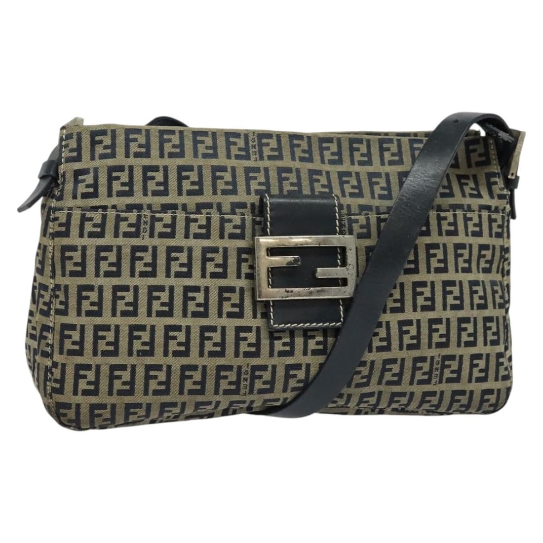 Fendi Mamma Baguette Navy Zucchino Canvas Shoulder Bag Silver Tone: Fendi Mamma Baguette Navy Zucchino Canvas Shoulder Bag Silver Tone Fendi Mamma Baguette shoulder bag in Zucchino canvas with a navy and silver colorway. This pre-owned bag is made in Italy and feature