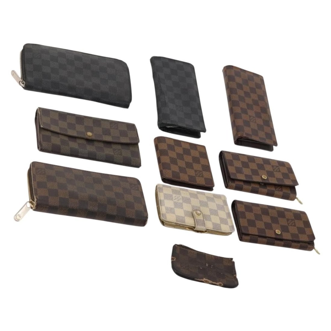 10 Louis Vuitton Damier Ebene canvas wallets bundle: 10 Louis Vuitton Damier Ebene canvas wallets bundle Louis Vuitton Damier Ebene canvas wallet in heavily used condition. The item is a women's wallet made in France and is offered as the item shown in 