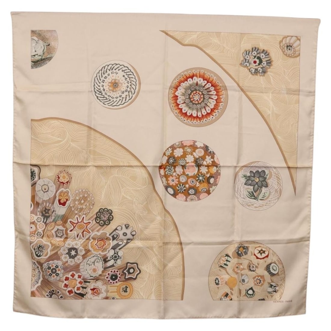 Hermes Carre 90 Silk Scarf in Beige 90cm France: Hermes Carre 90 Silk Scarf in Beige 90cm France A Hermes Carre 90 silk scarf in beige, made in France. The scarf measures approximately 90 cm x 90 cm (35.4 x 35.4 inches). It is offered in heavily use
