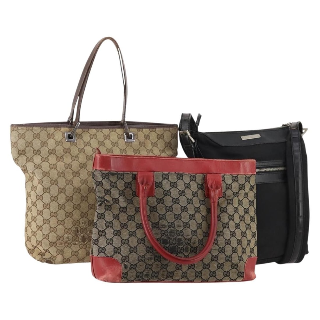 Gucci nylon GG canvas beige black shoulder bag bundle 3: Gucci nylon GG canvas beige black shoulder bag bundle 3 This is a set of three GUCCI GG Canvas shoulder bags crafted from nylon in beige and black. Designed for women, these bags are made in Italy and