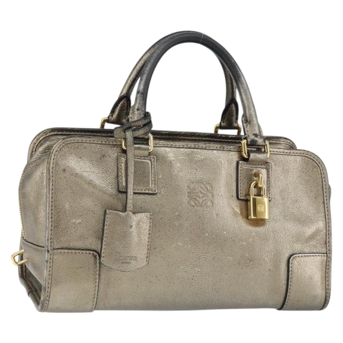 LOEWE Americana 28 Gold Leather Hand Bag with Accessories: LOEWE Americana 28 Gold Leather Hand Bag with Accessories This LOEWE Anagram Americana 28 Hand Bag is a luxurious accessory perfect for those who appreciate fine craftsmanship. Made from high-quality 