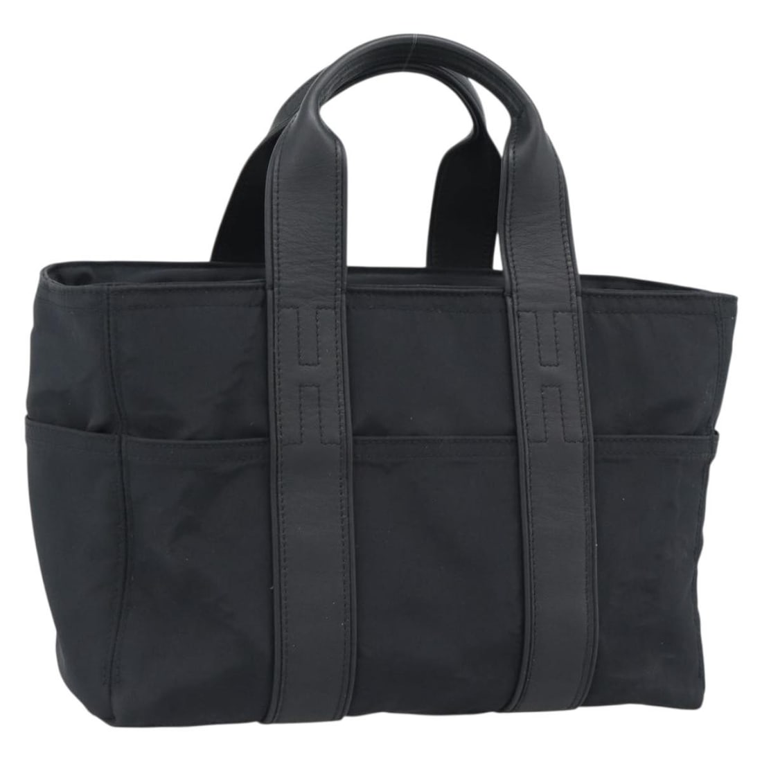 Hermes Acape Luco PM Black Nylon Handbag: Hermes Acape Luco PM Black Nylon Handbag Hermes Acape Luco PM hand bag in black nylon, made in France. This women's handbag measures approximately 30 cm wide, 20 cm high, and 15 cm deep, with a handle