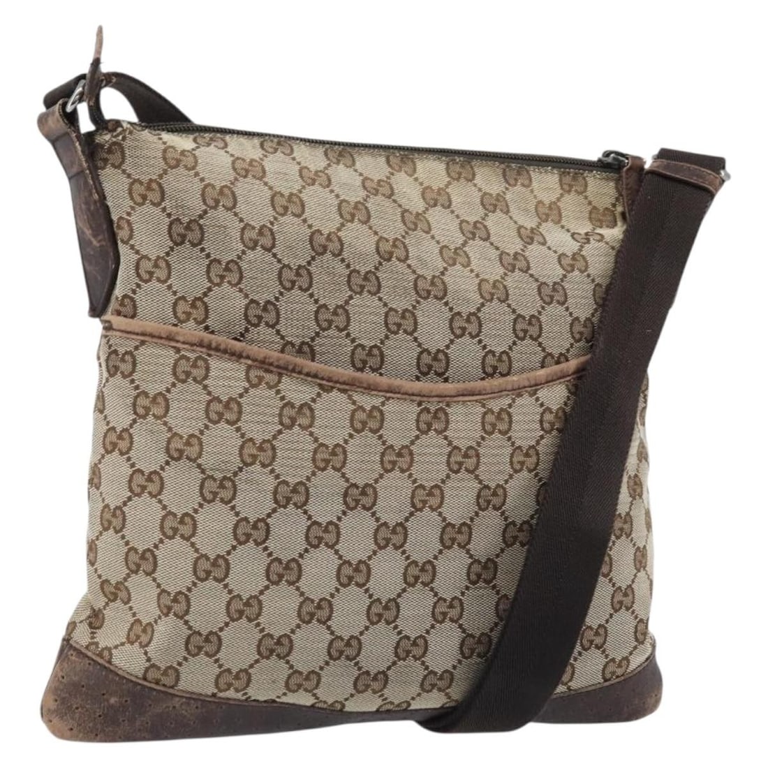 Beige GG Canvas Shoulder Purse by Gucci with Silver Accents Model 145857: Beige GG Canvas Shoulder Purse by Gucci with Silver Accents Model 145857 This is a Gucci GG Canvas shoulder bag in beige and silver. Designed for women, it features the signature GG canvas exterior, a