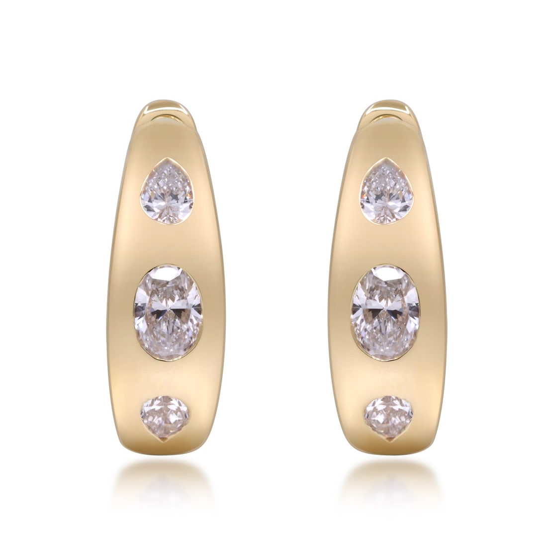 14K Yellow Gold Lab Grown Diamond Earrings 1.15 ctw: 14K Yellow Gold Lab Grown Diamond Earrings 1.15 ctw Pre-owned women's earrings featuring lab-grown diamonds and a yellow gold setting. The earrings measure 18 mm in length and have a total carat weigh