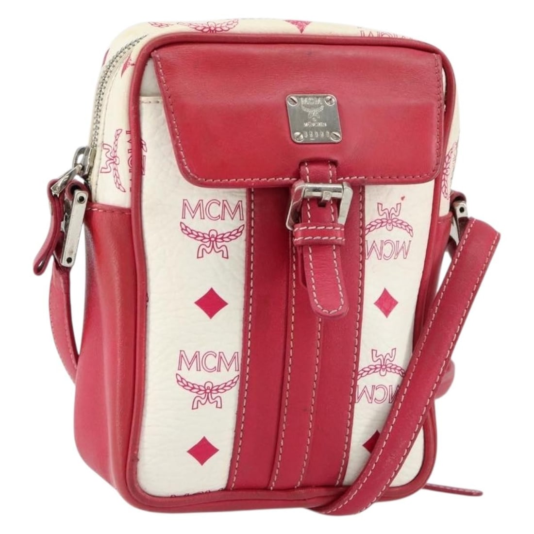 MCM Vicetos Logogram White Silver Shoulder Bag PVC Leather Auth: MCM Vicetos Logogram White Silver Shoulder Bag PVC Leather Auth This MCM Vicetos Logogram Shoulder Bag is a stylish accessory crafted from durable PVC leather, featuring a chic white and silver color 