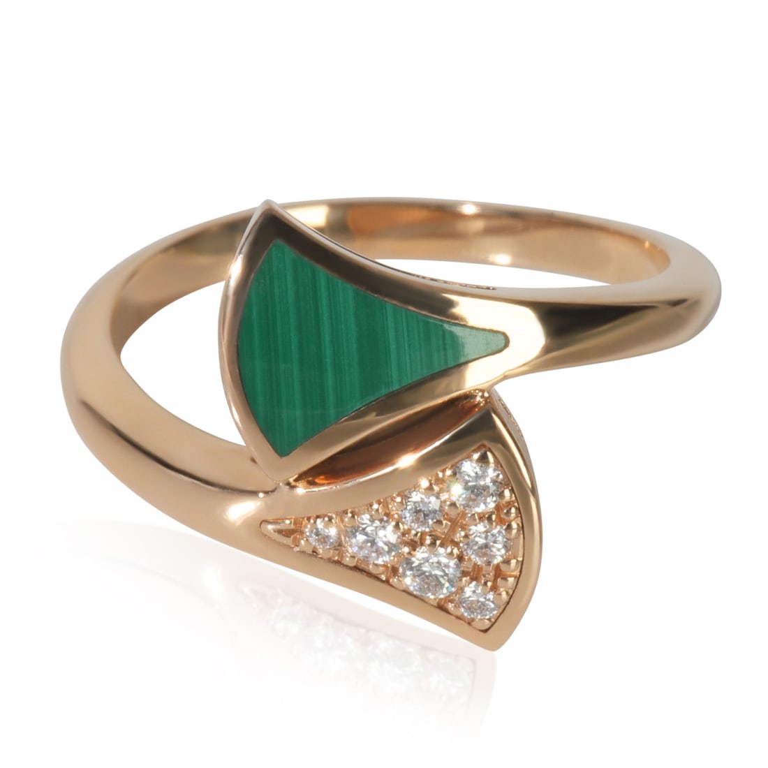 Diva's Dream 18k Rose Gold Ring with Malachite and Diamonds by BVLGARI: Diva's Dream 18k Rose Gold Ring with Malachite and Diamonds by BVLGARI This BVLGARI Diva's Dream ring features a stunning round brilliant malachite as the main stone, accented by 0.08 carats of VS1 cl