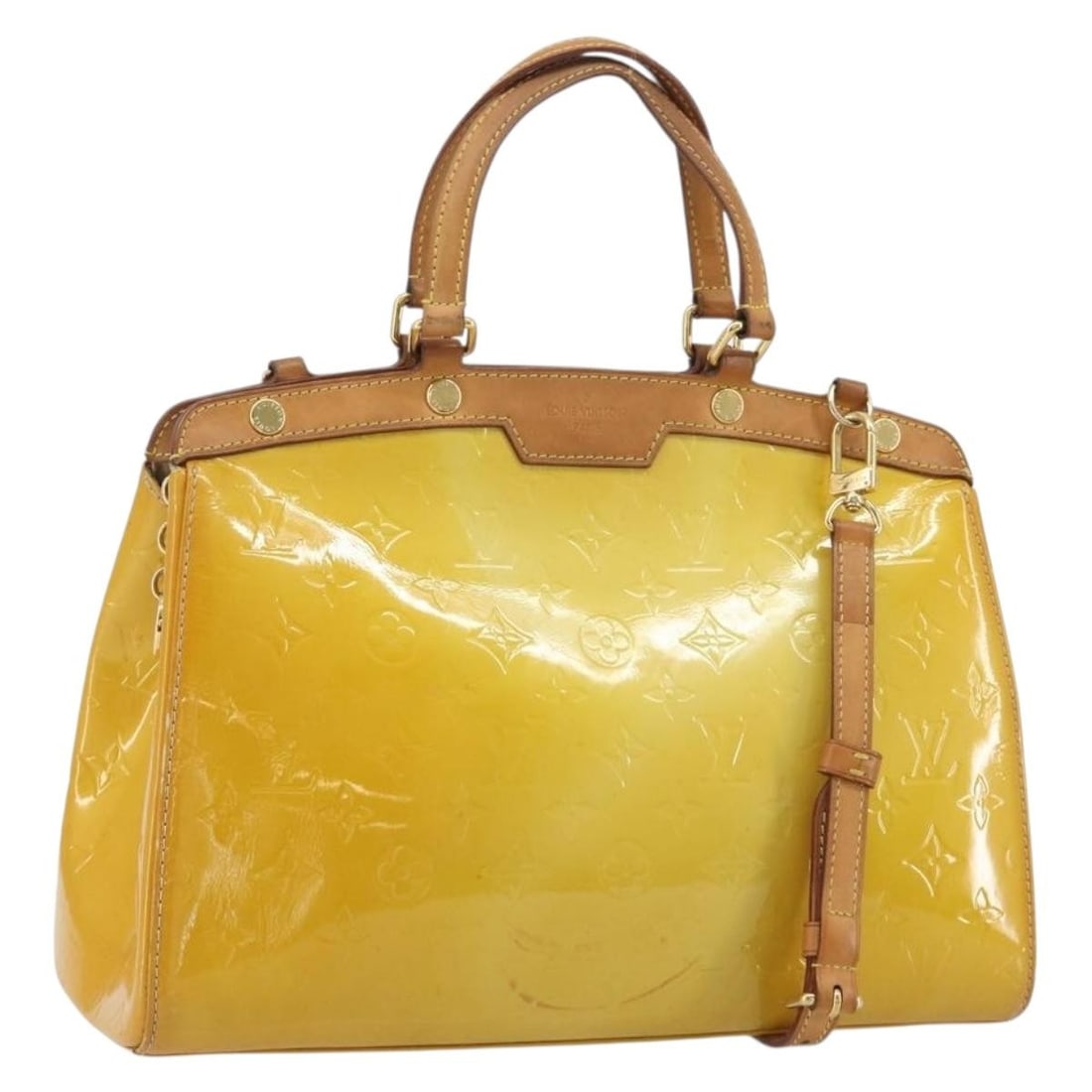 Louis Vuitton Blair MM Vernis patent leather 2way handbag M90180: Louis Vuitton Blair MM Vernis patent leather 2way handbag M90180 Louis Vuitton Vernis Blair MM hand bag in patent leather, presented in Dunne and made in France. This 2-way style includes a shoulder s