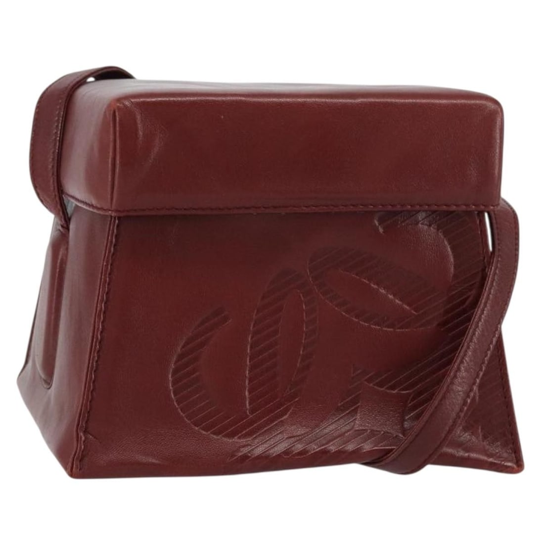 Red and Gold Loewe Anagram Leather Shoulder Bag: Red and Gold Loewe Anagram Leather Shoulder Bag This LOEWE Anagram shoulder bag features a red and gold leather exterior with a structured silhouette. The bag has an adjustable shoulder strap with a d