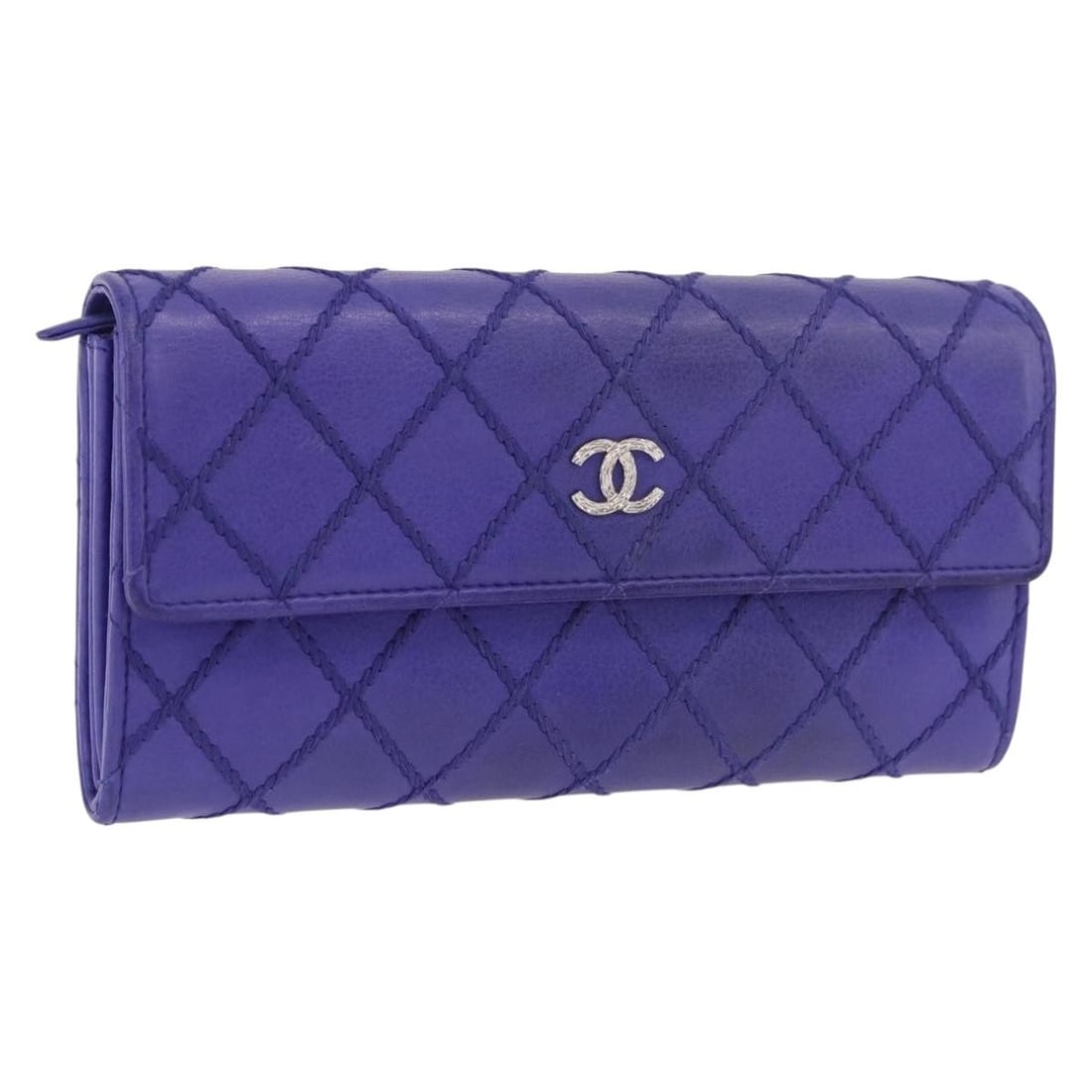 CHANEL Caviar Skin Long Wallet Black Silver Tone CC: CHANEL Caviar Skin Long Wallet Black Silver Tone CC A CHANEL long wallet in black caviar skin with silver-tone hardware. It is made in Italy and comes with the item box. The wallet shows heavy use wit