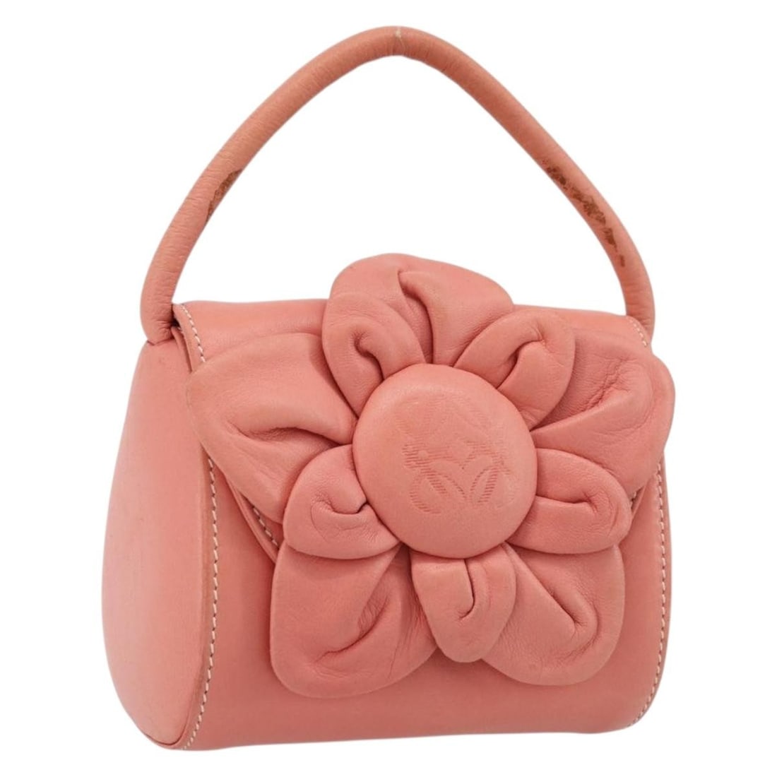 LOEWE Mini Leather Handbag Pink and Gold Spain: LOEWE Mini Leather Handbag Pink and Gold Spain Compact Loewe handbag in pink and gold leather, made in Spain. This women's bag is offered without the original box or dust bag; only the item shown is i